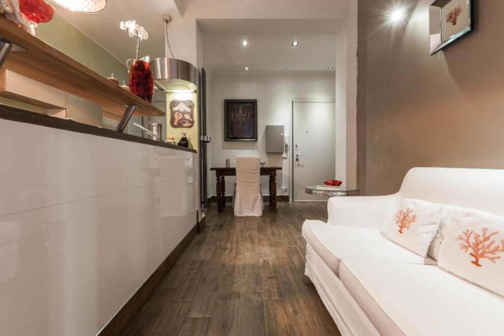 Апартаменти Lily'S - Near Harbor And Downtown With Terrace - Italy Flat Vacation Генуя Екстер'єр фото
