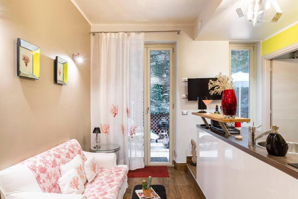 Апартаменти Lily'S - Near Harbor And Downtown With Terrace - Italy Flat Vacation Генуя Екстер'єр фото