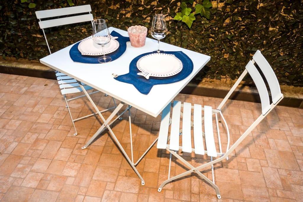 Апартаменти Lily'S - Near Harbor And Downtown With Terrace - Italy Flat Vacation Генуя Екстер'єр фото